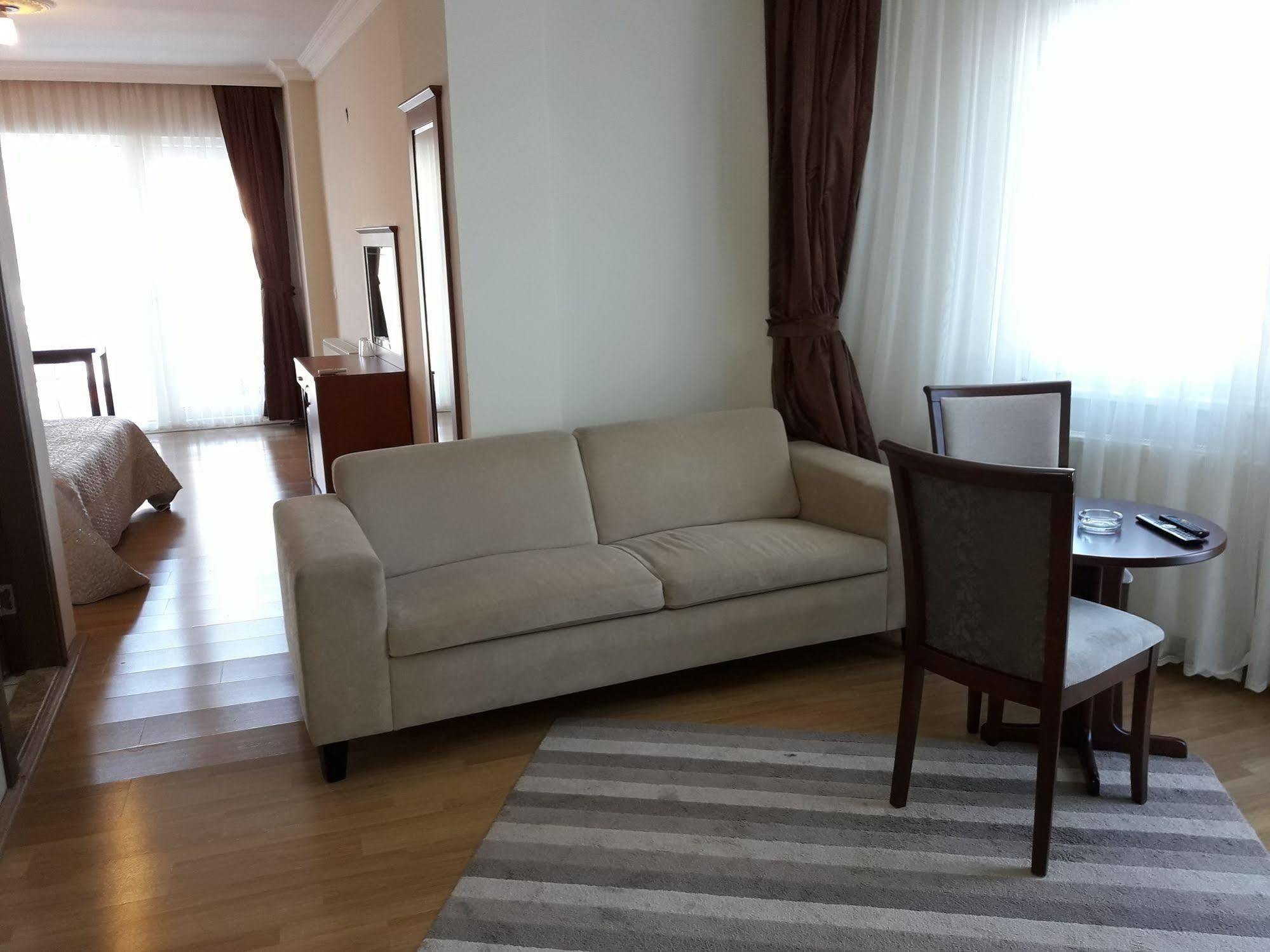 Dogalya Hotel Mudanya Exteriör bild