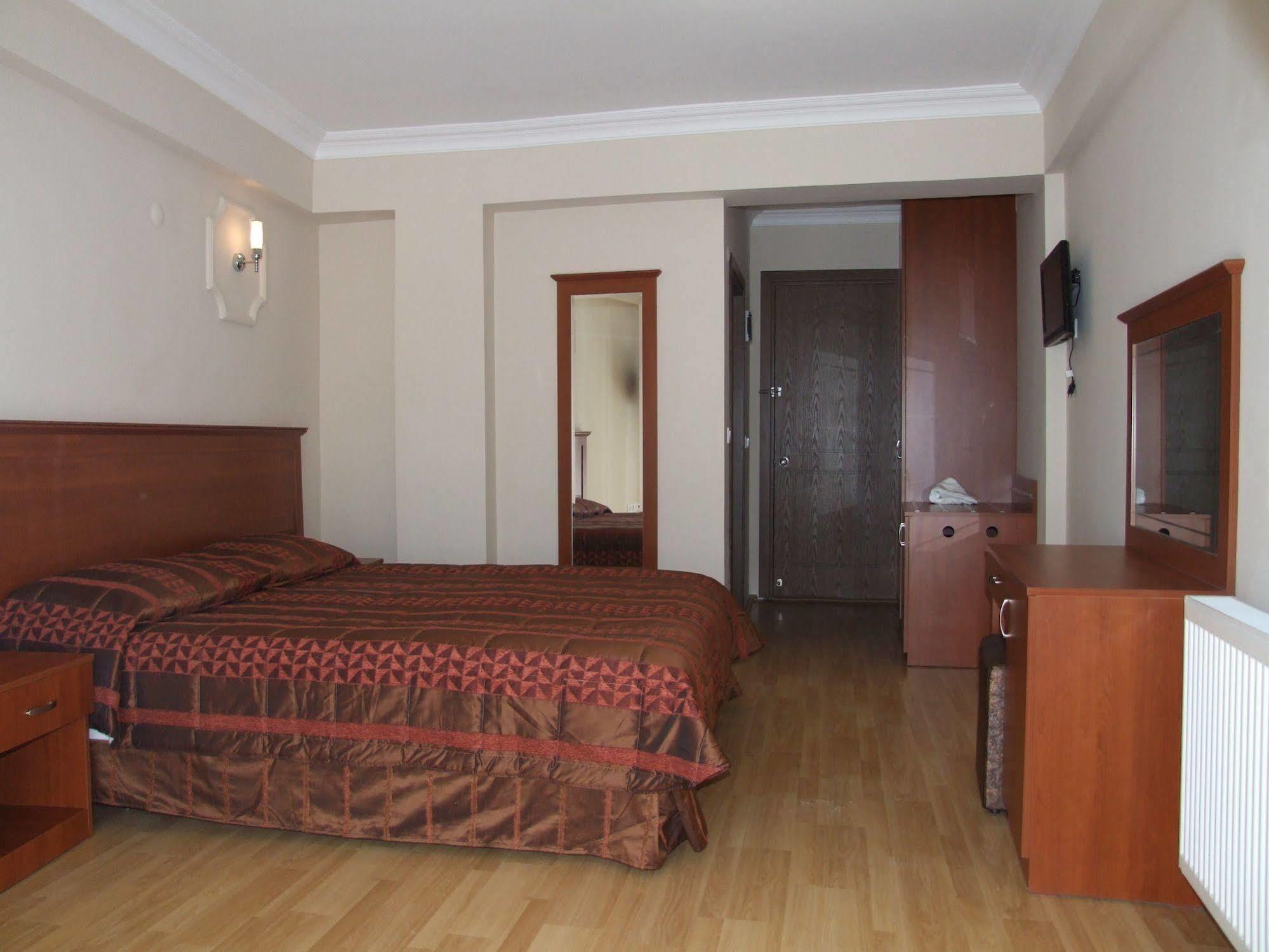 Dogalya Hotel Mudanya Exteriör bild